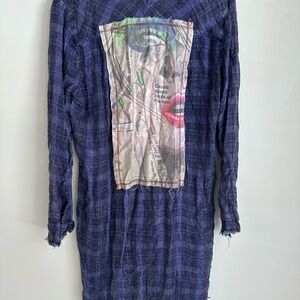 Nu Vintage women’s medium purple art plaid long flannel button up shirt